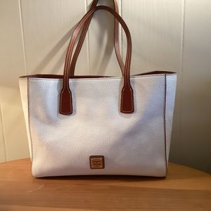 Dooney &  Bourke white leather large tote.  Exc. condition.